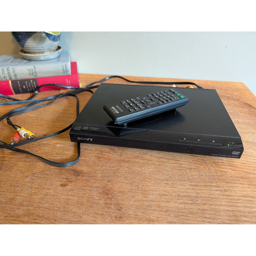 Sony DVP-SR210P CD DVD Player Black with Remote RMT-D197A AV Cables TESTED WORKS
